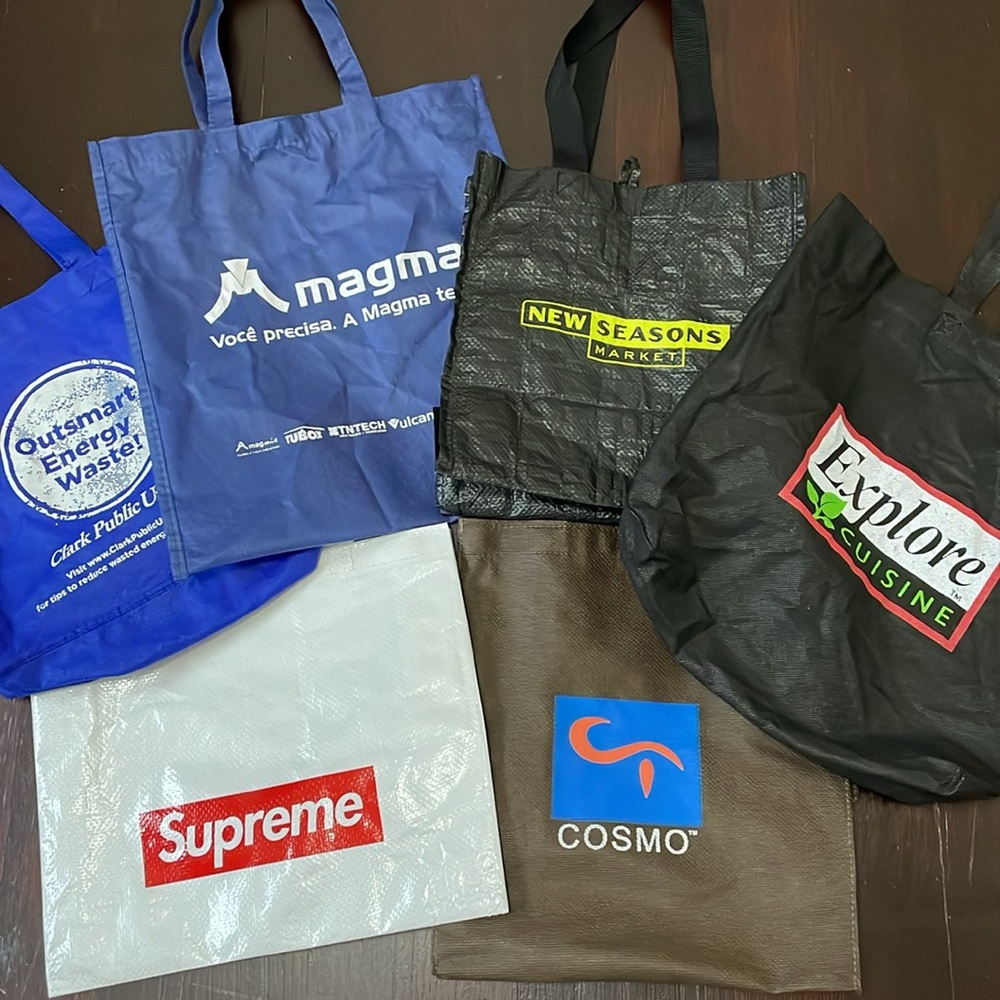 Bundle of 6 Shopping & Travel Tote Bags